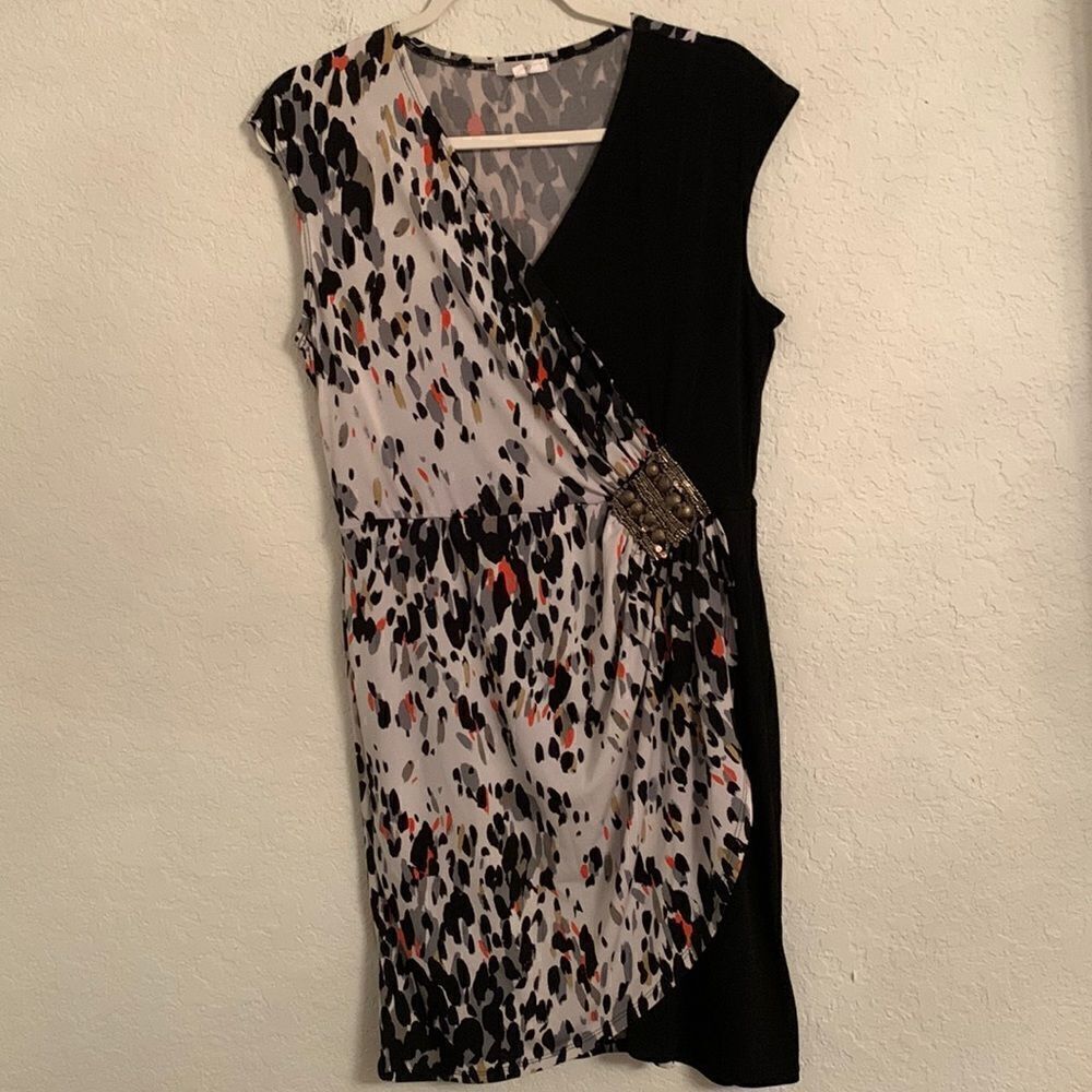 Halo Sleeveless Multicolor Mini Dress Size M